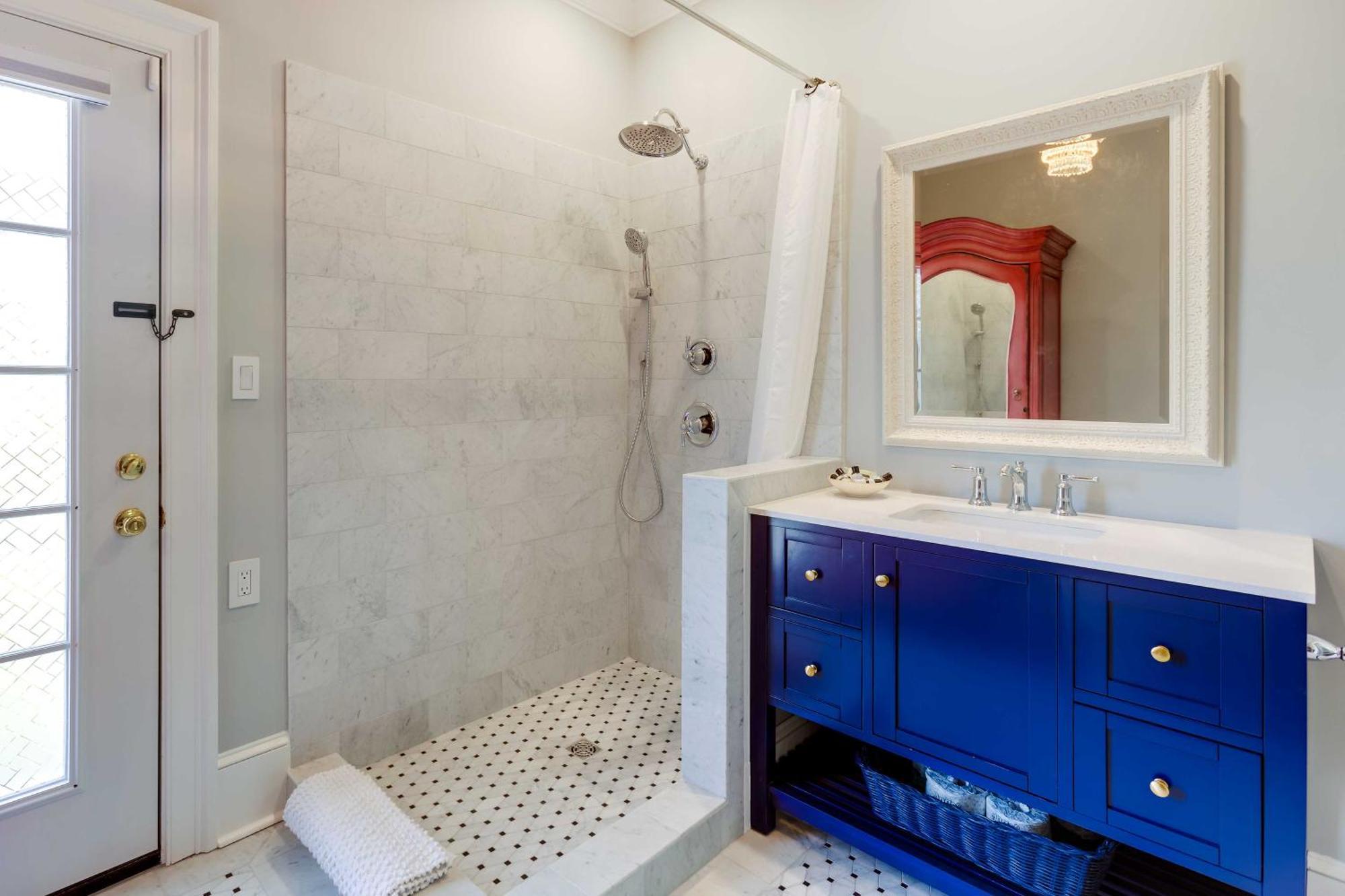 Historic Walkable Location!
