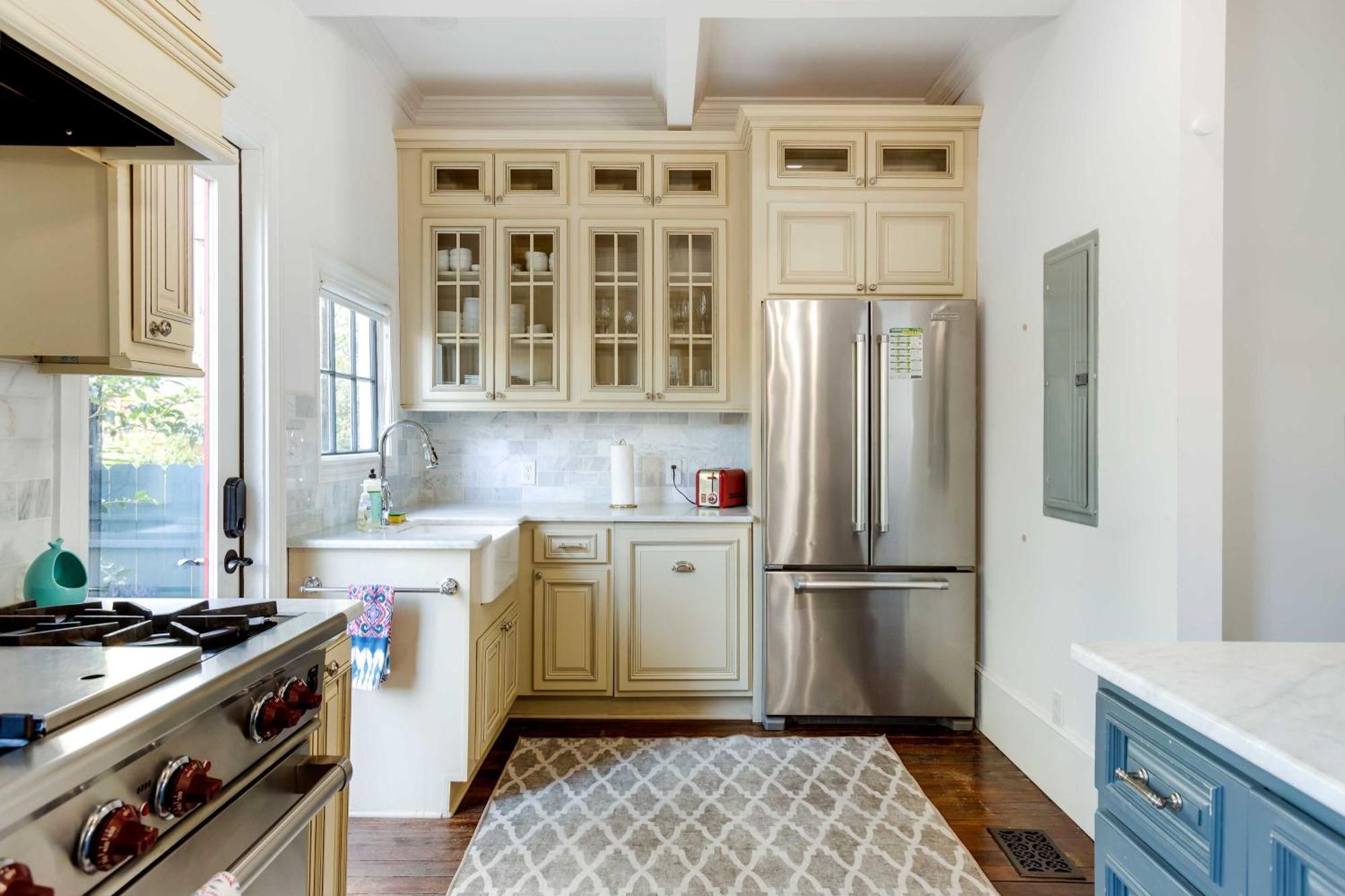 Historic Walkable Location! * Savannah